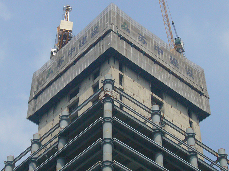 Hydraulic climbing formwork technology